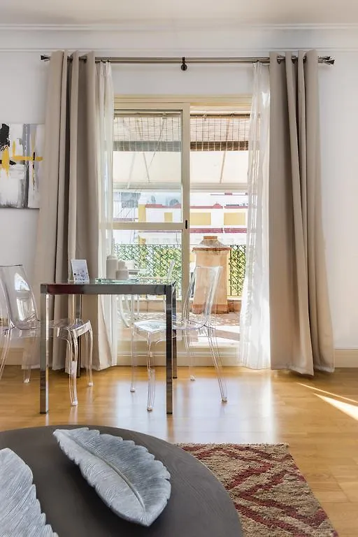 Genteel Home Vinuesa Seville Apartment