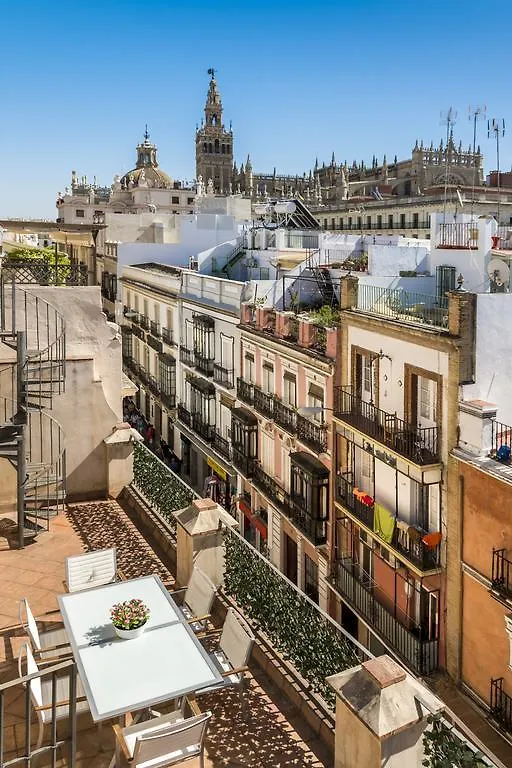 Genteel Home Vinuesa Sevilla España